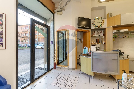 Foto Negozio in Largo Mazzarino Santo, Catania Rapisardi di 118 m²