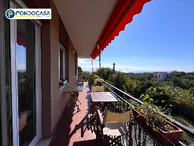 Foto Appartamento in Via Magnone, Ceriale Centro di 60 m² con 3 locali