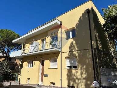 Foto Appartamento in Viale Duca degli Abruzzi, L'Aquila di 112 m²