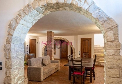 Foto Villa singola a Grosseto Aeroporto - Gorarella di 300 m² con 6 locali