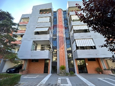 Foto Appartamento in Via Leonardo Del Turco, Bari Santo Spirito di 127 m²