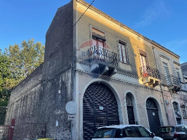 Foto Casa indipendente in Antonino Paternò di San Giuliano, Giarre Centro