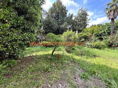 Foto Rustico in via luciano manara, Antegnate di 540 m² con 7 locali