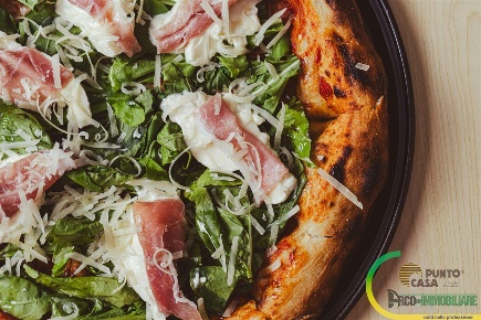 Foto Ristorante in Via ALLORO, Palermo Kalsa di 330 m² in vendita