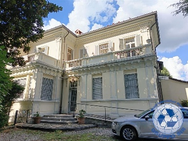 Foto Ufficio in corso milano, Monza San Carlo - Stazione di 185 m²