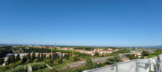 Foto Appartamento a Cecina Cecina Centro di 160 m² con 6 locali in vendita