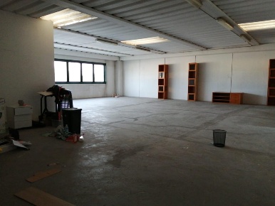 Foto Ufficio a Cascina Semicentro di 130 m² con 1 locali in affitto