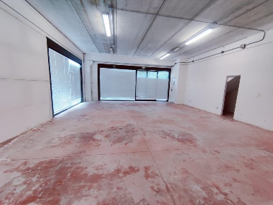 Foto Capannone industriale a Cascina Semicentro di 100 m² con 1 locali