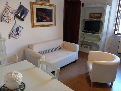 Foto Appartamento a Carrara Avenza di 40 m² con 2 locali in affitto