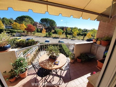 Foto Appartamento a Sovicille San Rocco A Pilli di 120 m² con 6 locali