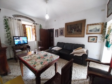 Foto Rustico a Calci Centro di 120 m² con 5 locali in vendita