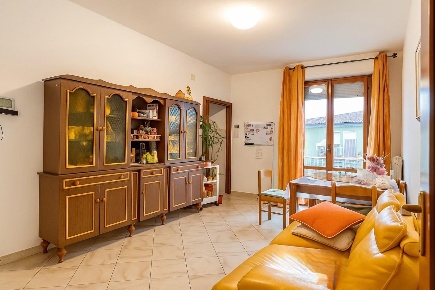 Foto Appartamento a Pontedera Oltrera di 100 m² con 5 locali in vendita