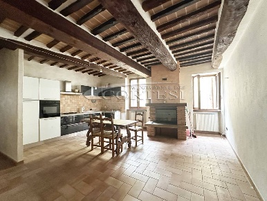 Foto Appartamento a Città di Castello di 90 m² con 5 locali in vendita