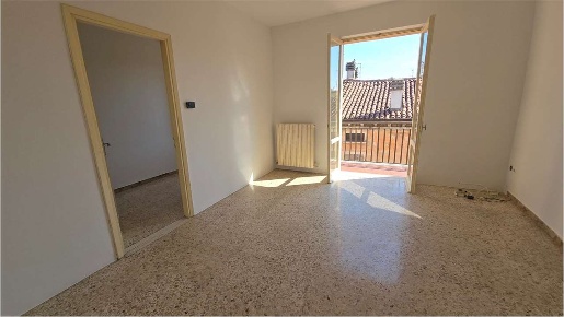 Foto Appartamento in Strada Statale Goitese 299, Goito Centro di 110 m²