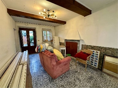 Foto Casa indipendente in via forabosco, Porcari di 140 m² con 5 locali