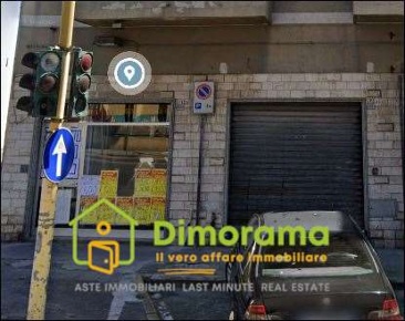 Foto Negozio in Via Guglielmo Marconi'Elena CA Italia 598A, Quartu di 53 m²