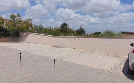 Foto Box in Via di Colle Pizzuto, Frascati di 12 m² con 1 locali in vendita