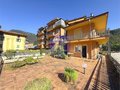 Foto Appartamento in via san carlo 11, San Pellegrino Terme Centro