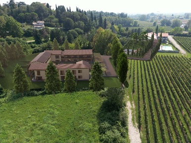 Foto Appartamento in TENDE 10, Lazise di 120 m² con 4 locali in vendita