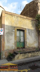 Foto Casa indipendente in via roma, Camporotondo Etneo di 50 m² in vendita
