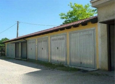 Foto Box in Piazza Caracco, Cassinasco di 17 m² con 1 locali in vendita