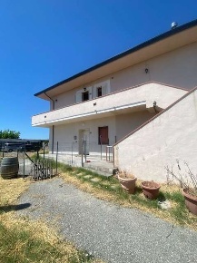 Foto Appartamento a Bientina di 110 m² con 5 locali in vendita