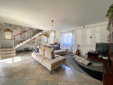 Foto Casa indipendente in Marcorelio, Pocapaglia Macellai di 200 m²