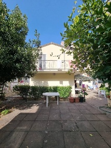 Foto Villa singola in aldo moro, Falerna Falerna Scalo di 160 m² in vendita