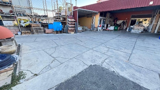 Foto Locale commerciale in del progresso, Lamezia Terme Nicastro Sambiase