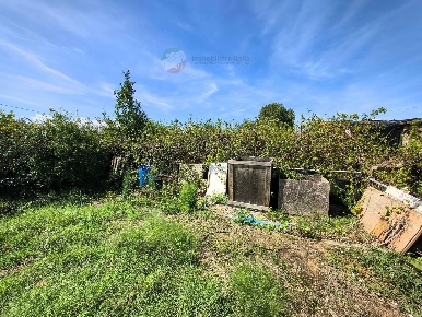 Foto Terreno agricolo a San Giovanni in Marignano Centro di 500 m²