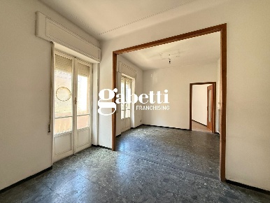 Foto Appartamento in Piazza Dante snc, Imperia Oneglia di 71 m² in vendita