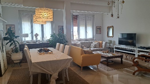 Foto Appartamento in VIALE ABRUZZI 30, Milano Città Studi di 180 m²