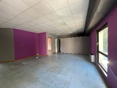 Foto Ufficio a Siena Fuori Porta Pispini di 106 m² con 3 locali in vendita