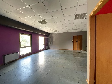 Foto Ufficio a Siena Fuori Porta Pispini di 106 m² con 3 locali in vendita