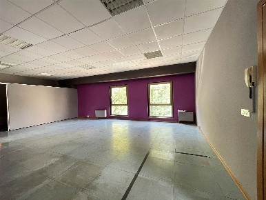 Foto Ufficio a Siena Le Tolfe - Monteliscai di 106 m² con 3 locali