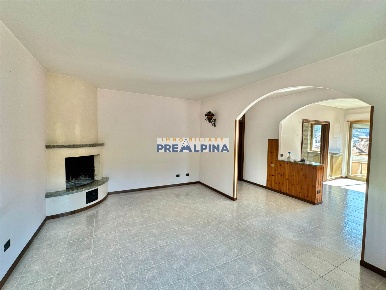 Foto Appartamento in Via Tonale 29, Leffe di 126 m² con 3 locali in vendita