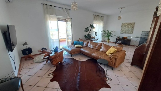 Foto Appartamento in VIA GALATIOTO, Catania Picanello di 190 m² in affitto