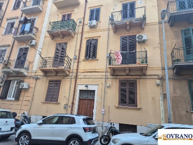 Foto Appartamento a Palermo Porto di 65 m² con 2 locali in affitto