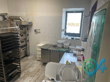 Foto Attività commerciale a Verona Centro Storico di 40 m² con 2 locali