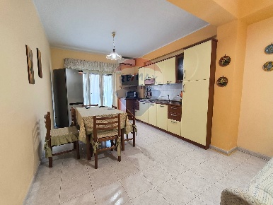 Foto Appartamento in Via delle Fornaci, Giardini-Naxos Centro di 50 m²
