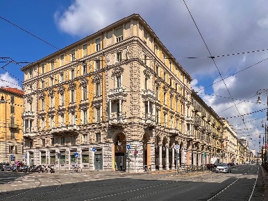 Foto Appartamento in Via Sacchi, Torino San Secondo di 150 m² con 5 locali