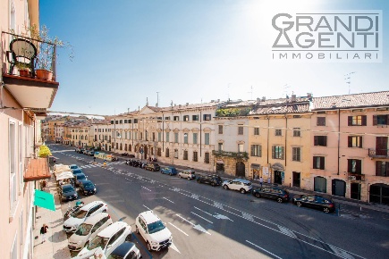 Foto Appartamento in Stradone Porta Palio, Verona San Zeno di 130 m²
