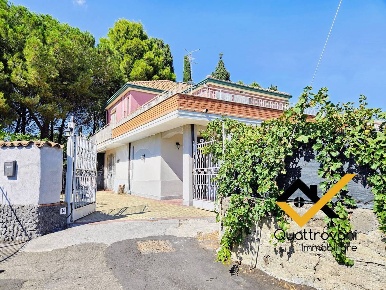 Foto Case indipendenti in Via Montessori, Pedara Centro di 85 m² in affitto