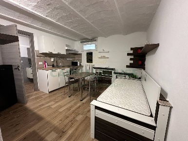 Foto Bed and Breakfast a Bologna Bolognina di 35 m² con 1 locali in vendita