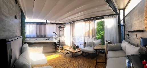 Foto Appartamento in Via Ferrara Abate, Catania Centro Storico di 200 m²