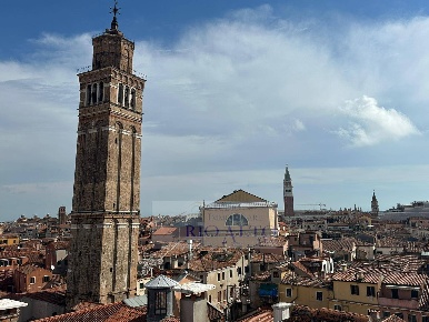 Foto Appartamento a Venezia San Marco di 150 m² con 6 locali in affitto