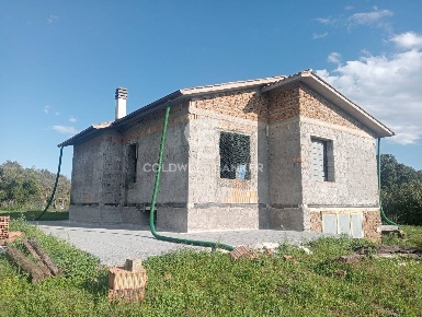 Foto Casa indipendente in strada degli orti, Nepi di 250 m² con 5 locali