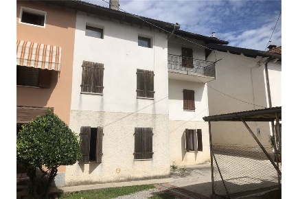 Foto Casa indipendente in Via Col, Borgo Valbelluna Mel di 120 m²