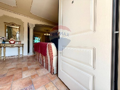 Foto Case semi ndipendenti in via Varese, Samarate Centro di 180 m²