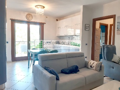 Foto Appartamento in vasto Marina, Vasto di 80 m² con 4 locali in vendita